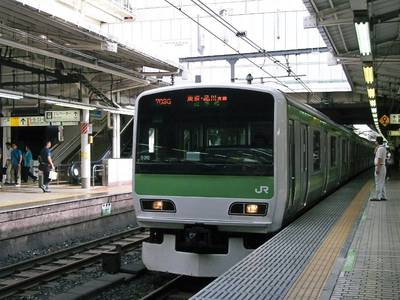 shinjuku station yamanote line
